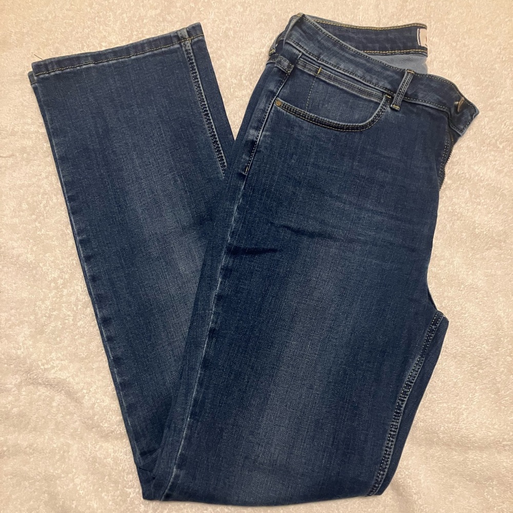 Wrangler size 29 straight high waisted jeans